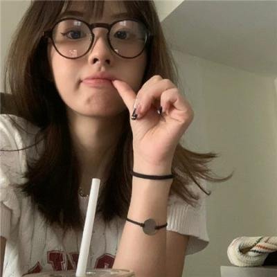 32颗药丸:我姐姐的自杀